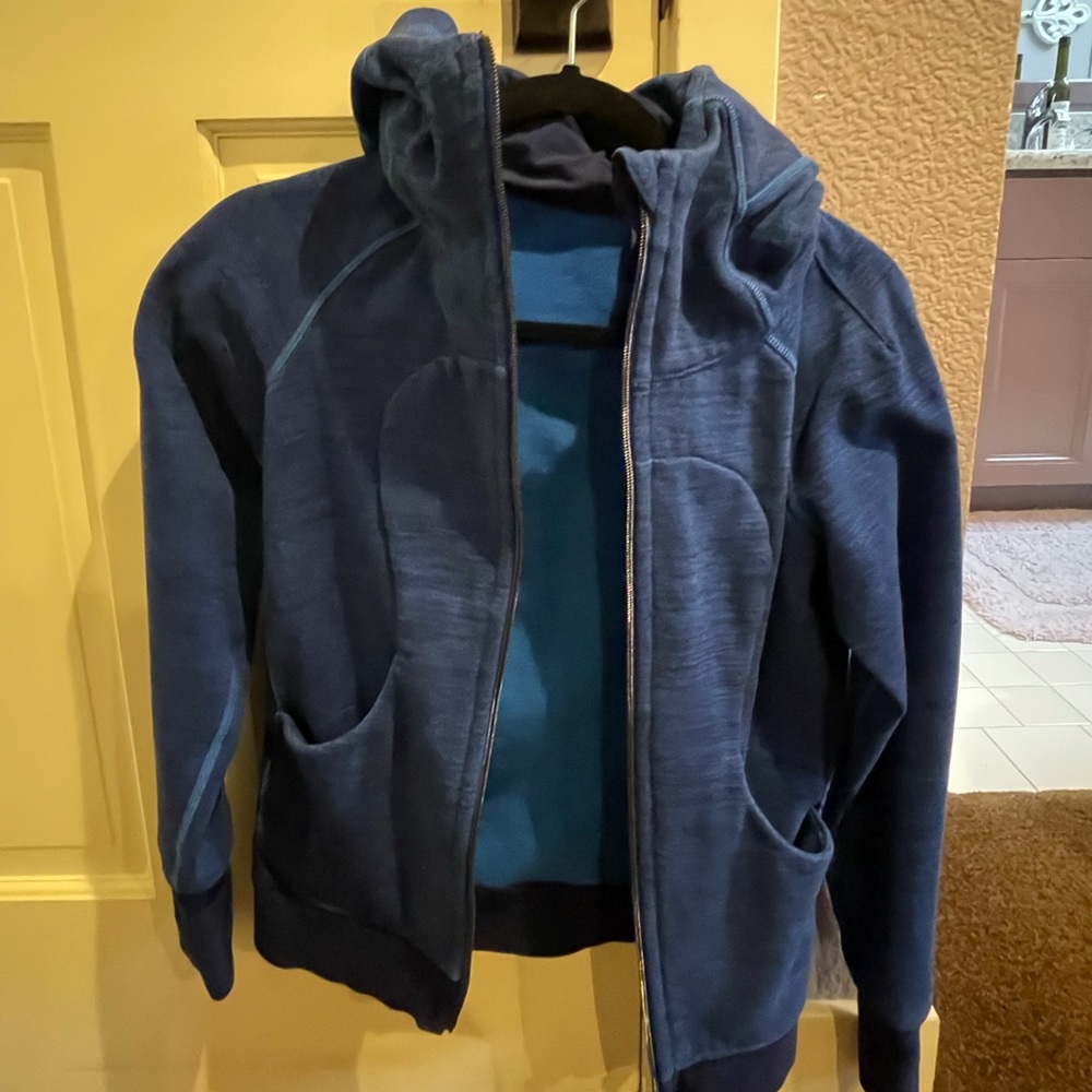 Lululemon zip up - Picture 2 of 4
